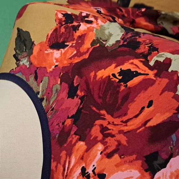 Maggy London Dresss - Picture 2 of 6